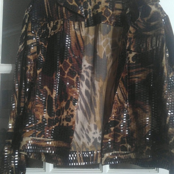 Jacket - Picture 5 of 7